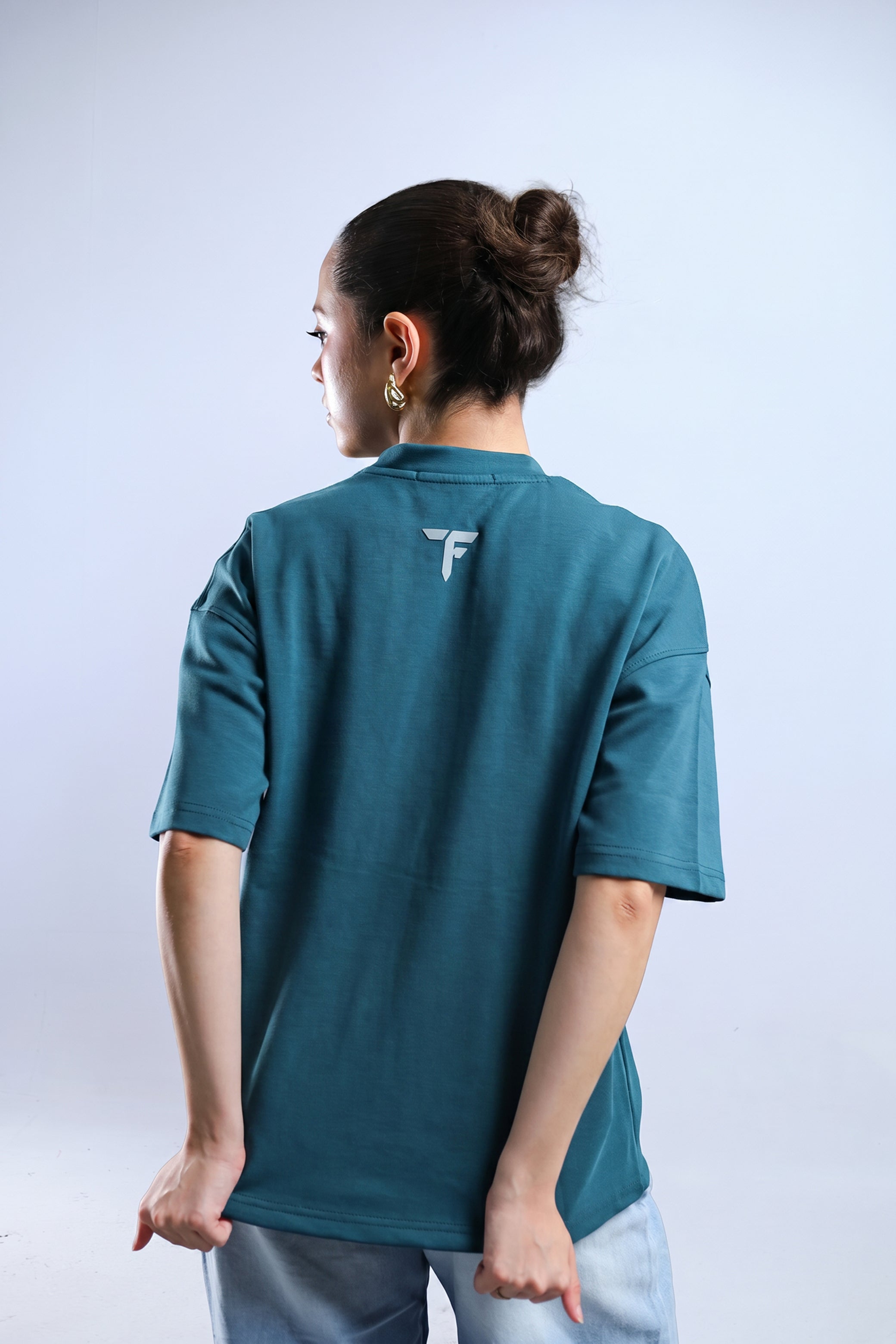 Tokyo 26 Boxy Tee - Black / White / Cyan