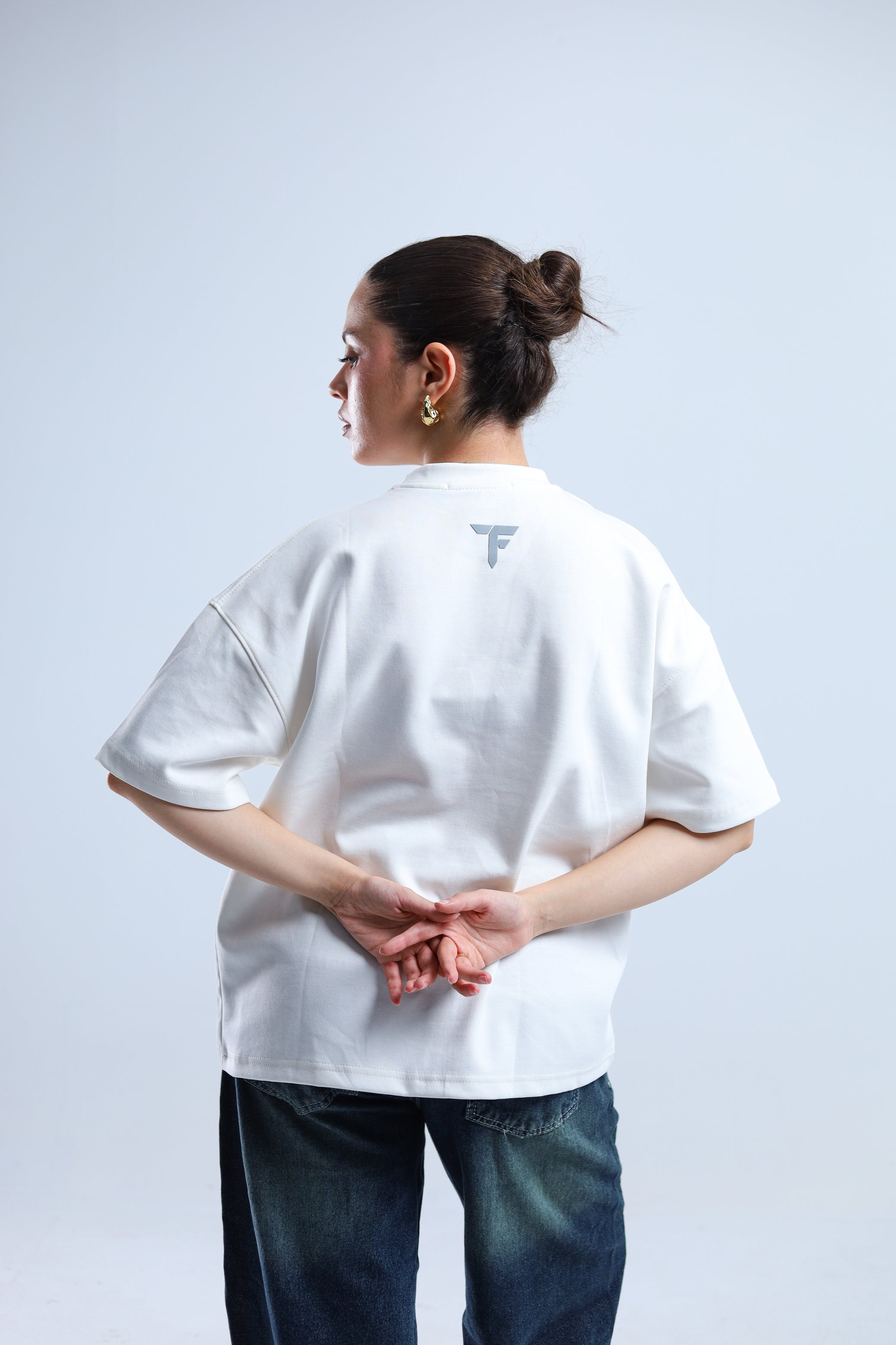 Tokyo 26 Boxy Tee - Black / White / Cyan