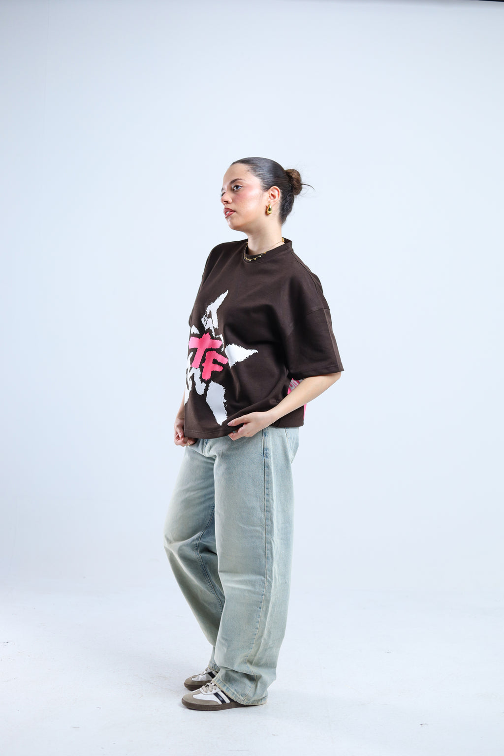 TF Star Boxy Tee - White / Brown
