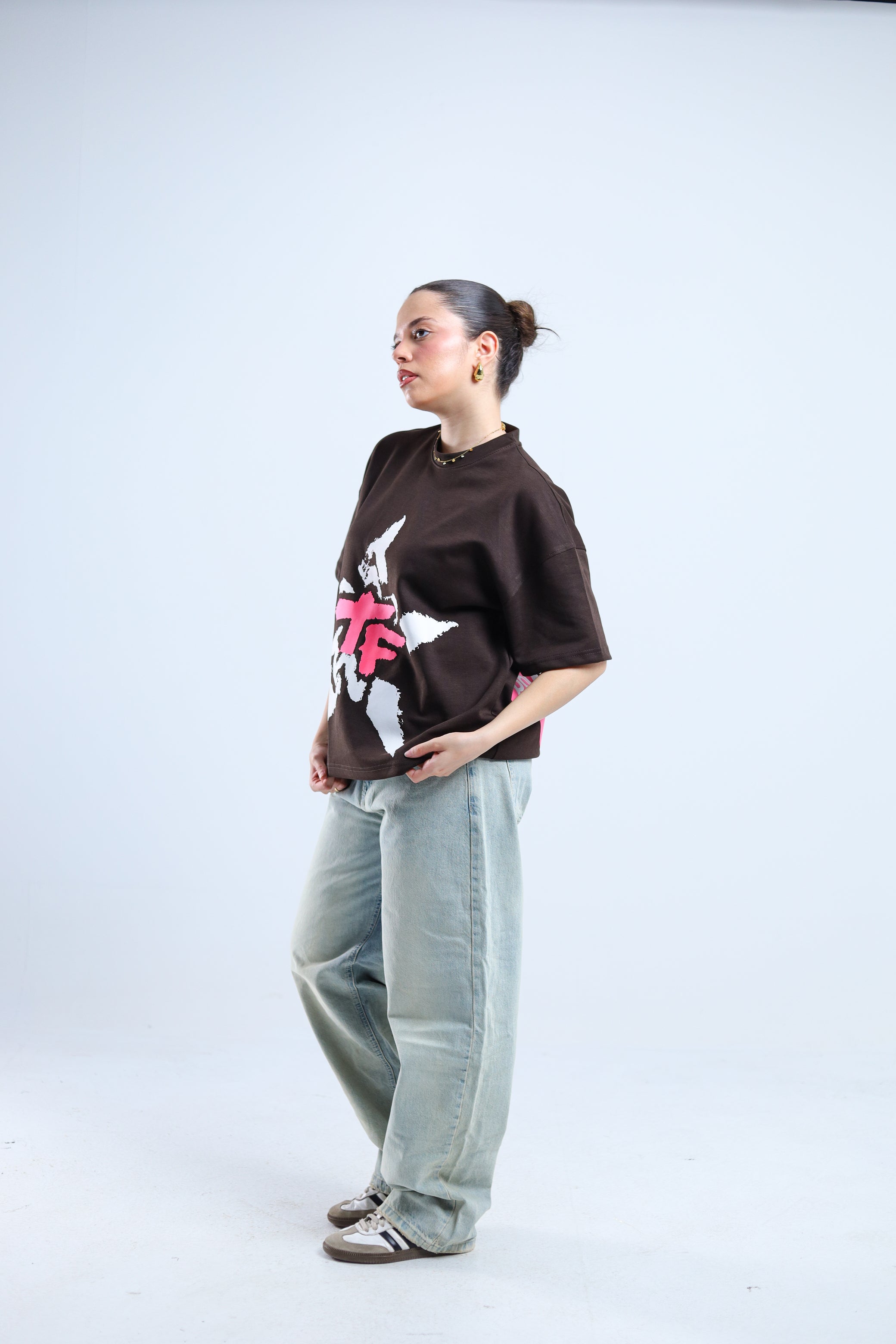 TF Star Boxy Tee - White / Brown