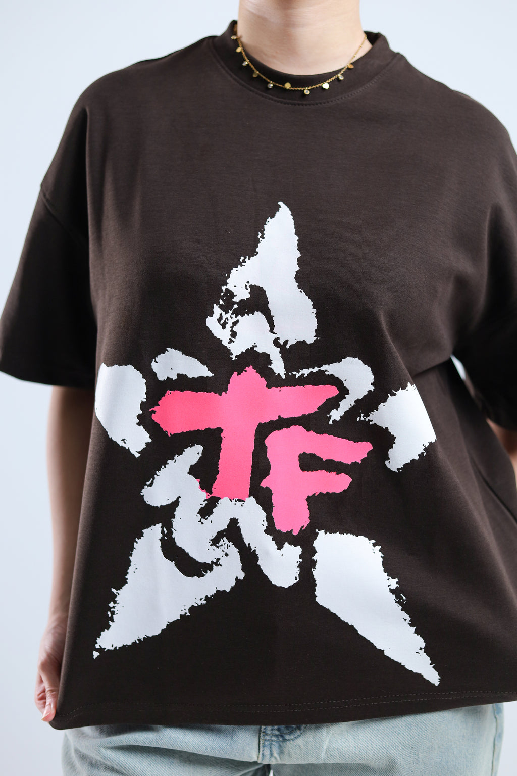 TF Star Boxy Tee - White / Brown
