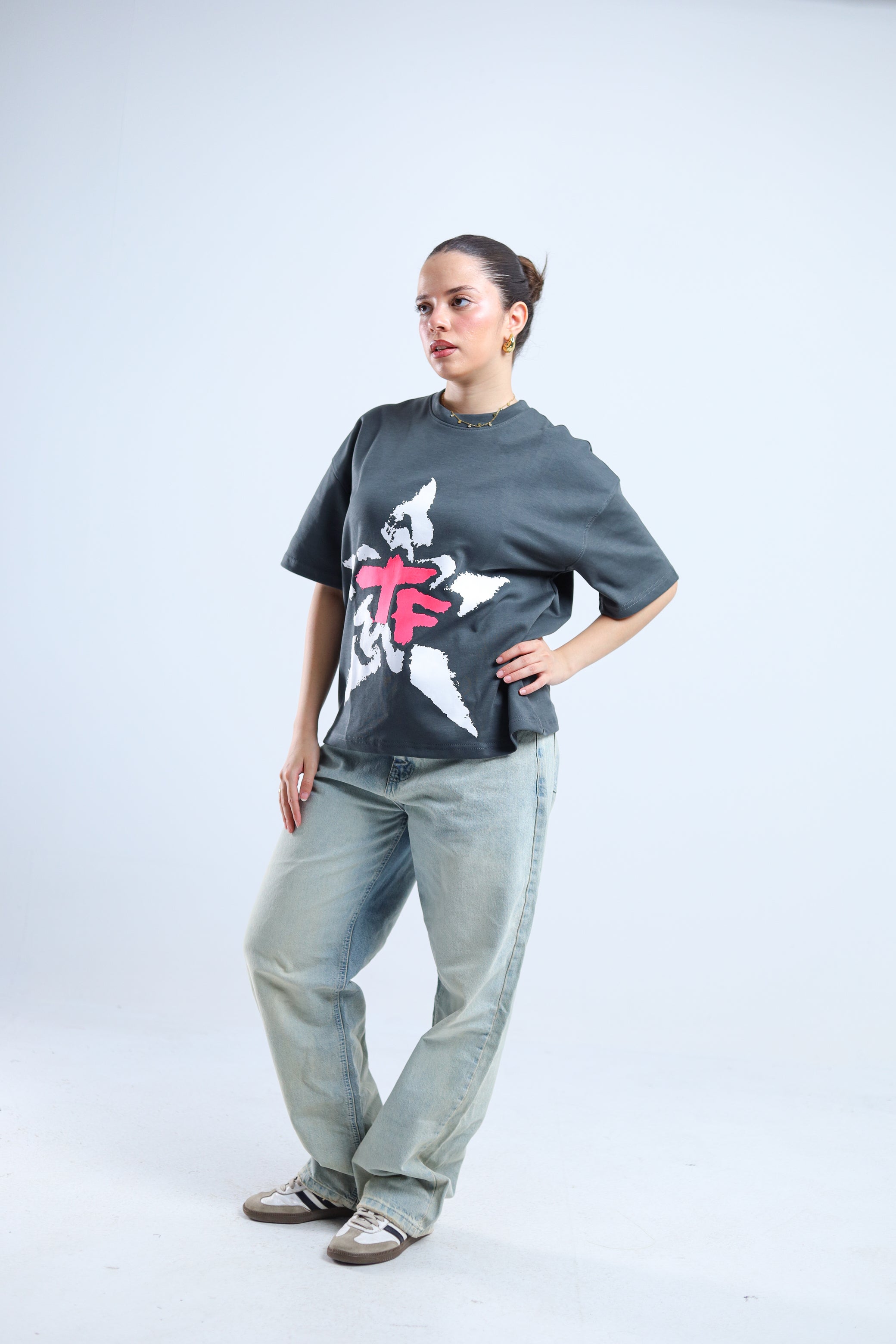 TF Star Boxy Tee - Black / Dark Gray