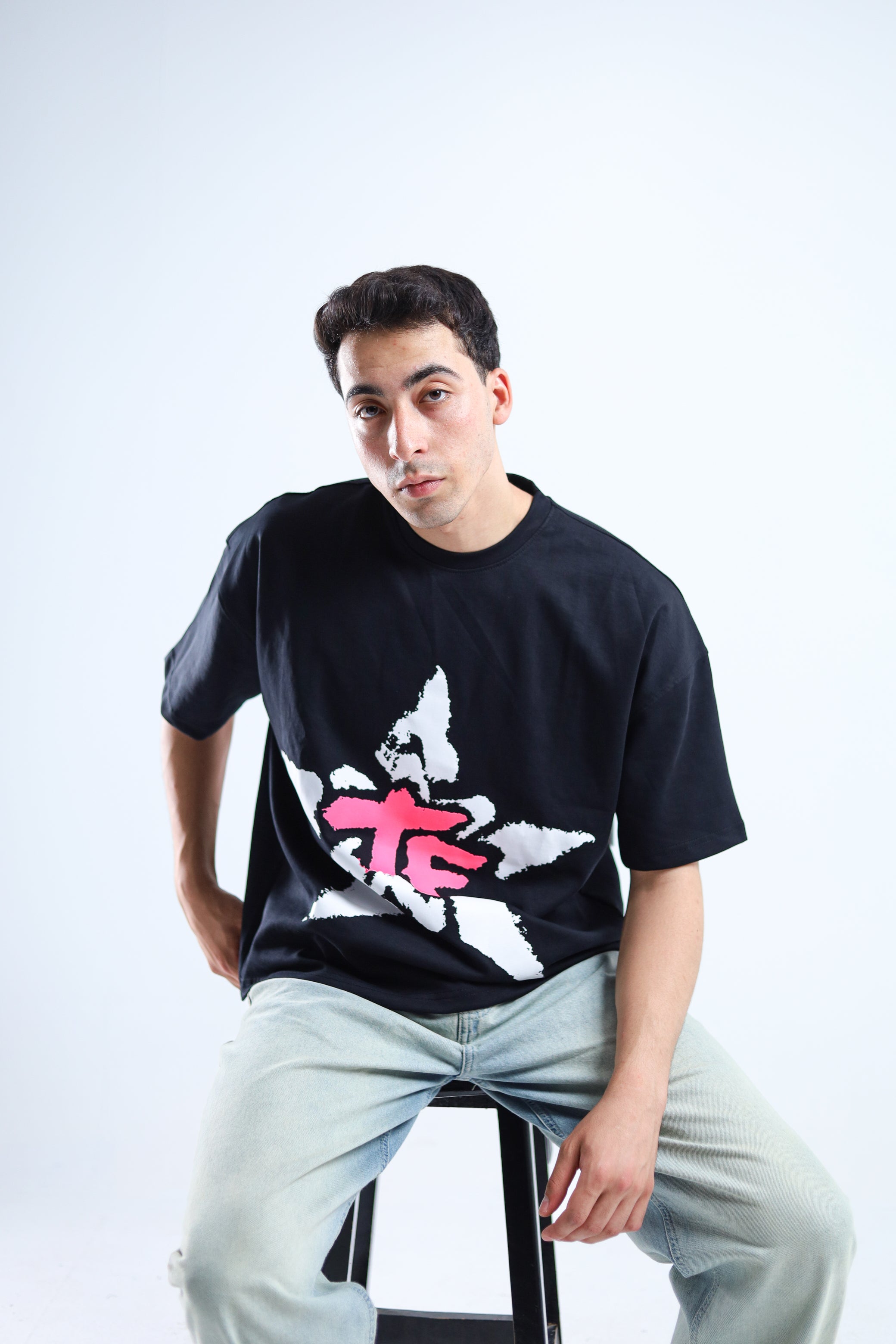 TF Star Boxy Tee - Black / Dark Gray