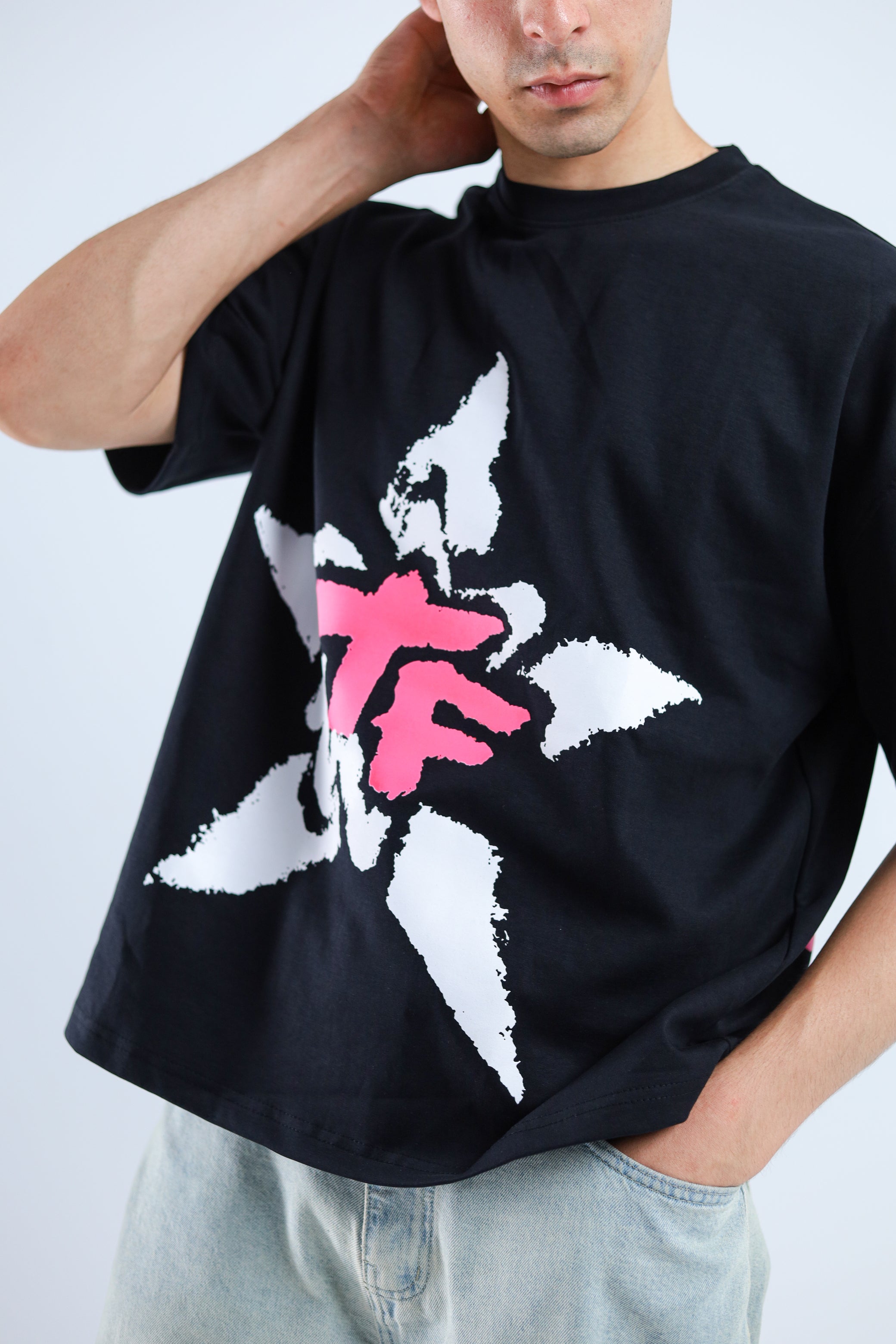 TF Star Boxy Tee - Black / Dark Gray